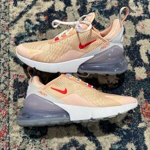 Womens Nike Air Max 270